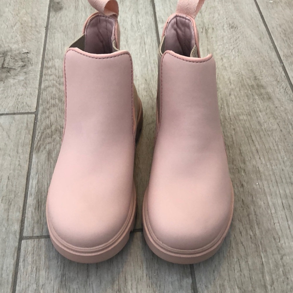 Naitive boots